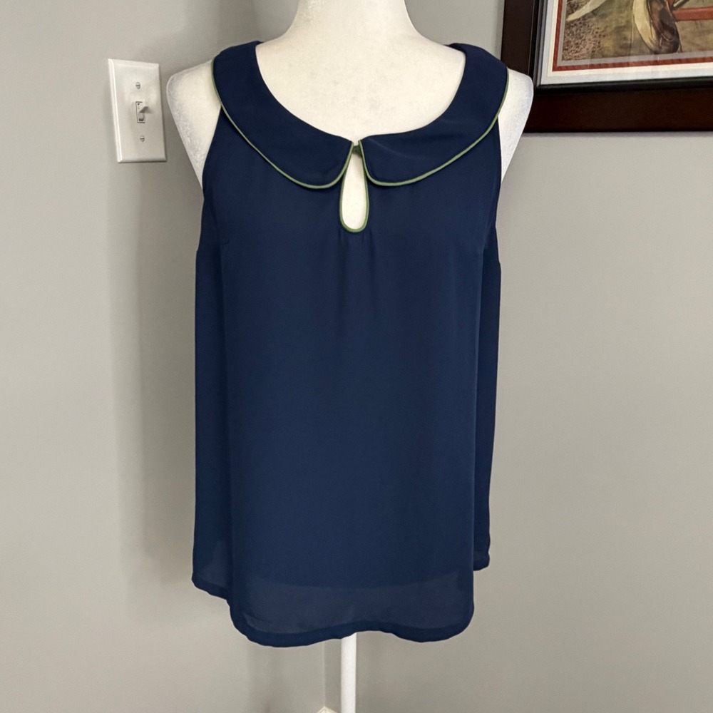 ModCloth Navy Blue Peter Pan Collar Sleeveless Blouse Green Trim Keyhole Medium